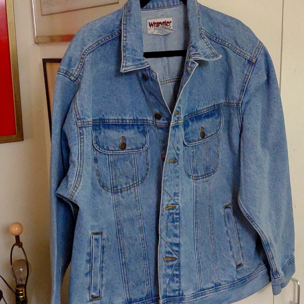 Men's lightly used condition denim jacket XL